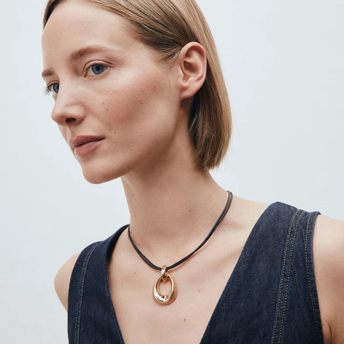 COLGANTE VIDAL & VIDAL BAÑADO DE ORO OVALADO X4808940