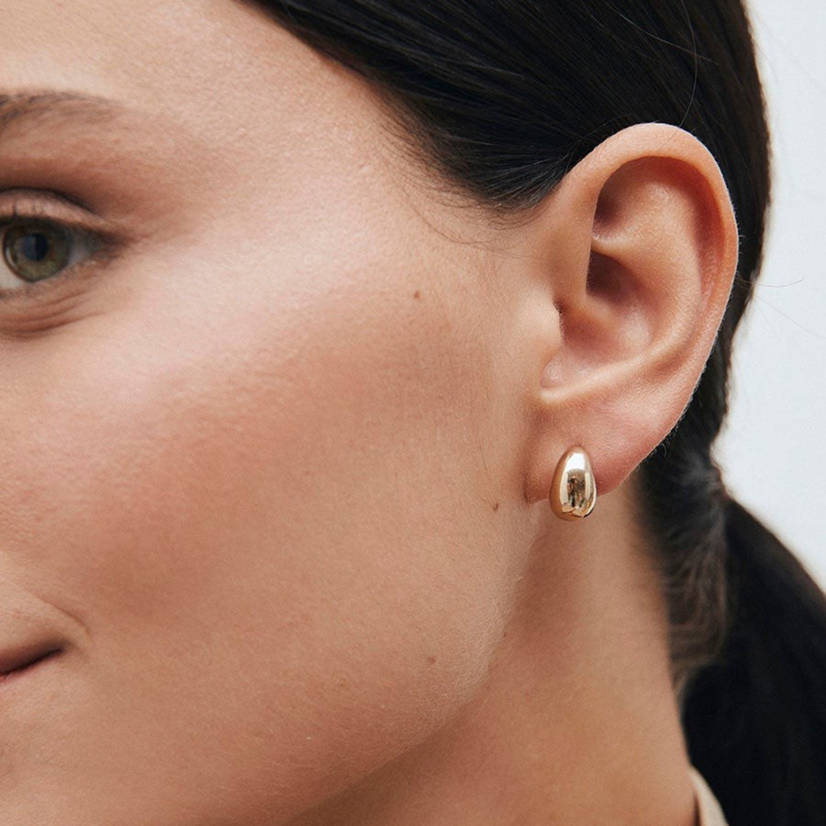 PENDIENTES VIDAL & VIDAL AROS MEDIALUNA GRUESOS BAÑADOS EN ORO G4009