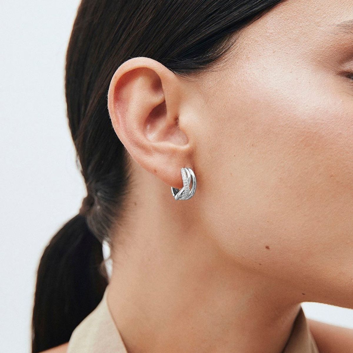 PENDIENTES VIDAL & VIDAL AROS ENTRELAZADOS BAÑADOS EN PLATA Q3987