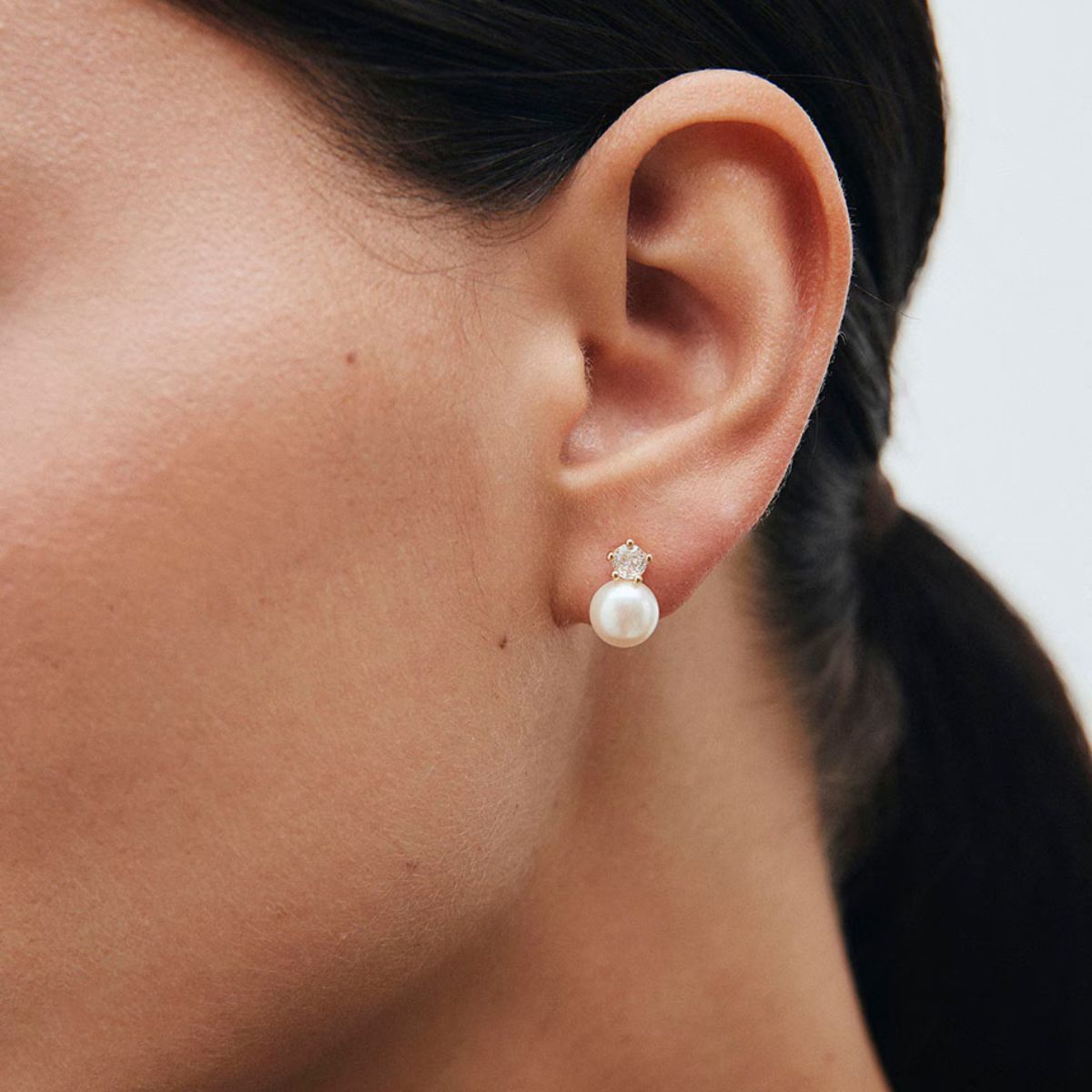 PENDIENTES VIDAL & VIDAL TU Y YO DE PERLA CULTIVADA Y CIRCONITA BAÑADO EN ORO G3986