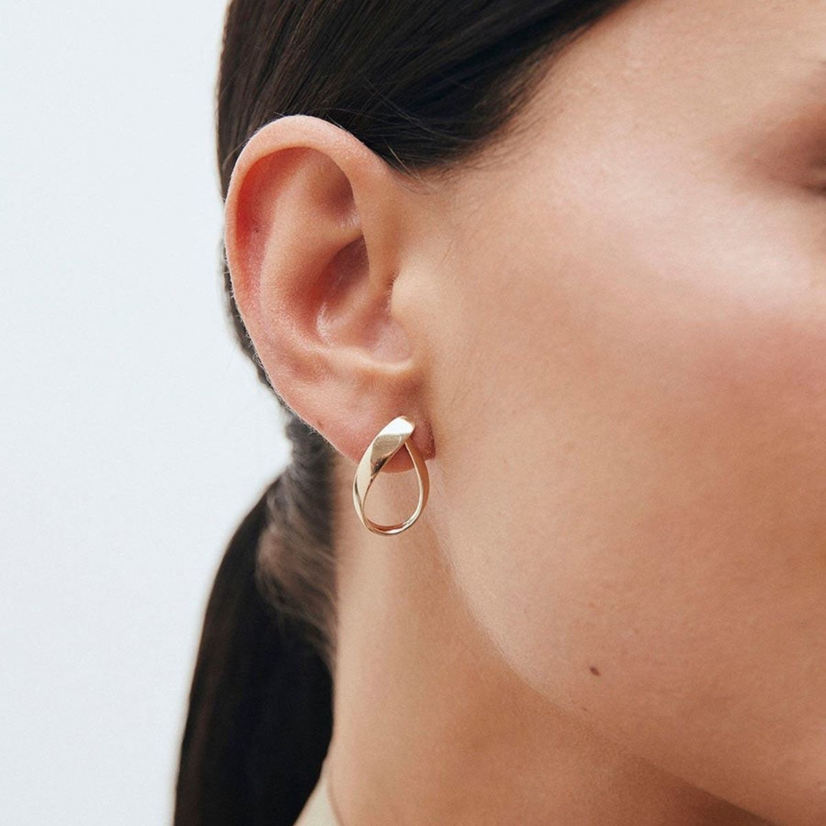 PENDIENTES VIDAL & VIDAL OVALADOS BAÑADOS EN ORO G4011