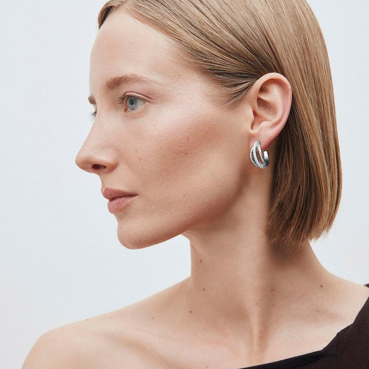 PENDIENTES VIDAL & VIDAL AROS BAÑADOS EN PLATA CON CIRCONITAS Q4005