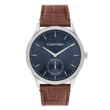 reloj calvin klein modelo tailored con esfera azul y correa de piel marron para hombre