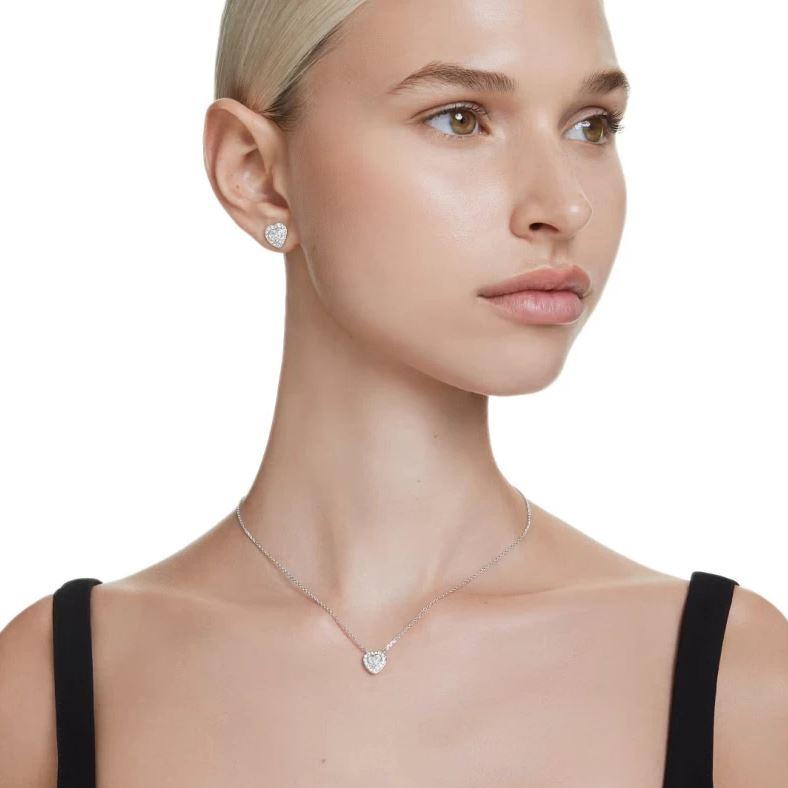 SWAROVSKI ARIANA GRANDE RHODIUM-PLATED HEART PENDANT 5720852