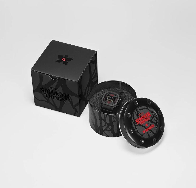 RELOJ CASIO G-SHOCK DW-5600STT-1 EDICIÓN ESPECIAL STRANGER THINGS 