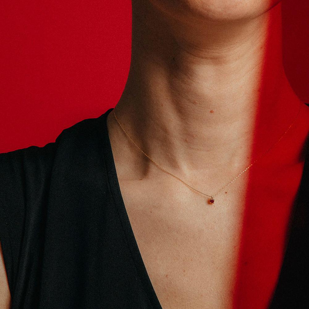 COLGANTE LECARRÉ COLORIZE ORO RUBI GD133RU