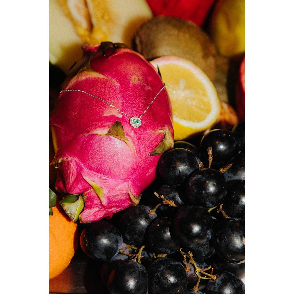 COLLAR LECARRÉ GLORY ORO BLANCO, DIAMANTES Y ESMERALDA GD137ES