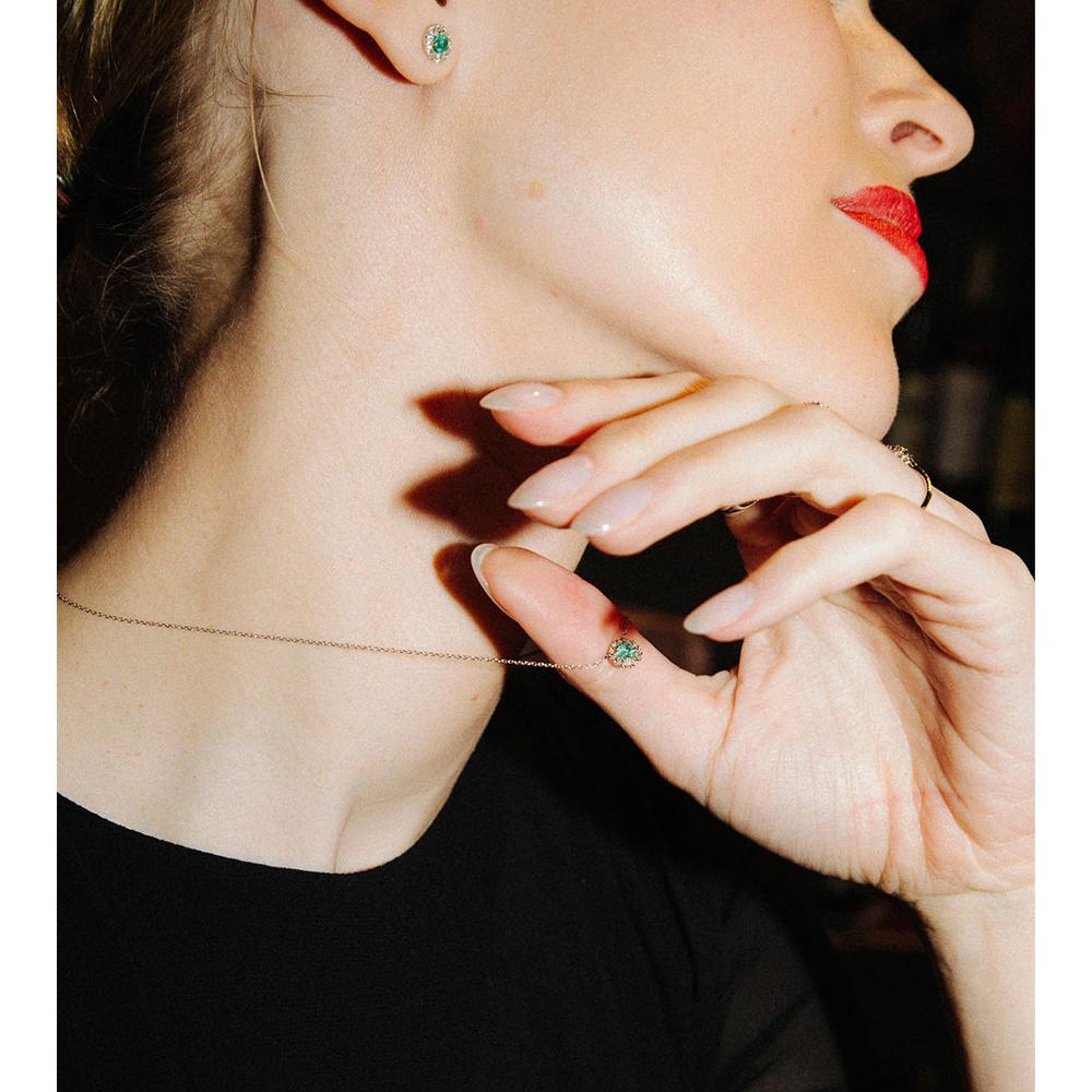 COLLAR LECARRÉ GLORY ORO BLANCO, DIAMANTES Y ESMERALDA GD137ES