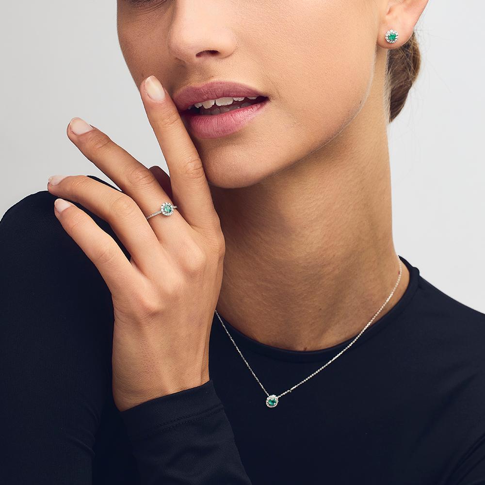 COLLAR LECARRÉ GLORY ORO BLANCO, DIAMANTES Y ESMERALDA GD137ES