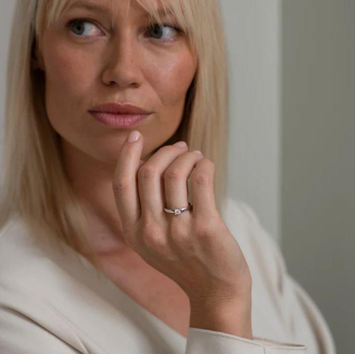 ANELL TI SENTO PLATA I CIRCONITA BANYAT EN RODI 12212ZI TALLA 12