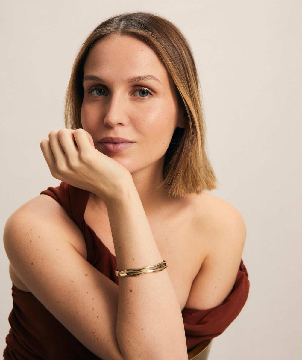 VIDAL & VIDAL GOLD PLATED MACAR RIGID SMOOTH BRACELET X47393