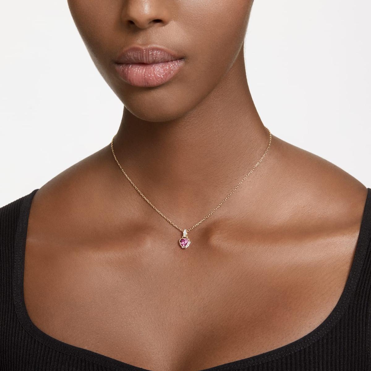 SWAROVSKI STILLA PENDANT FOR WOMEN 5648750