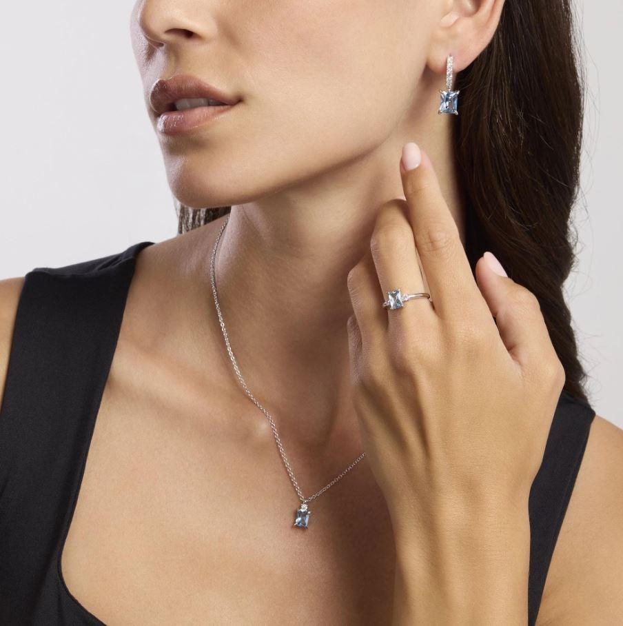 Mabina silver ring with synthetic aquamarine and zirconias 523364 sizes 11 to 19.