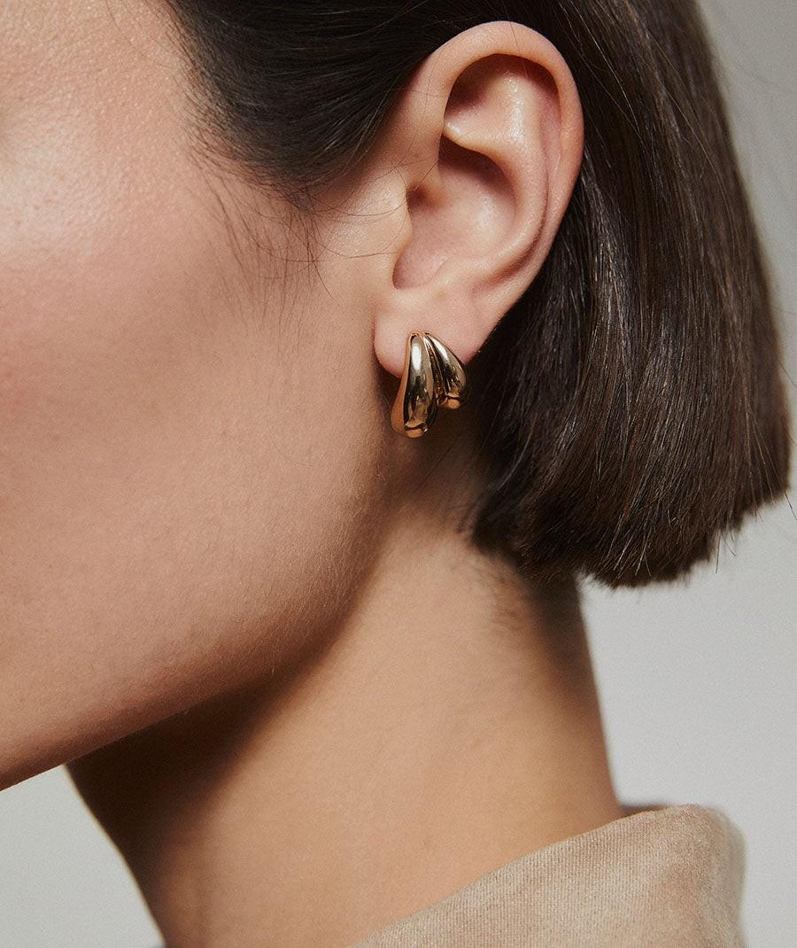 NEW - GOLD PLATED VIDAL AND VIDAL EARRINGS, BIG DROP G3866