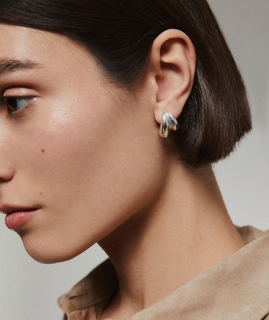 SILVER PLATED VIDAL AND VIDAL EARRINGS, BIG DROP Q3865