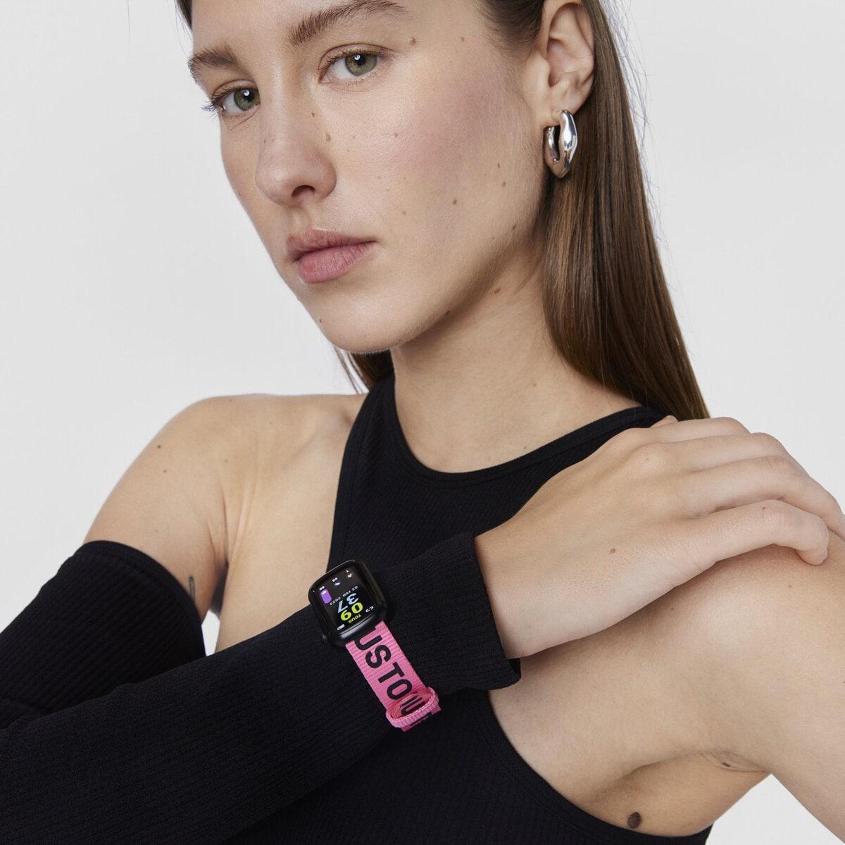 TOUS RELLOTGE SMARTWATCH AMB CORRETJA DE NILÓ I CORRETJA DE SILICONA FUCSIA T-BAND 200351088