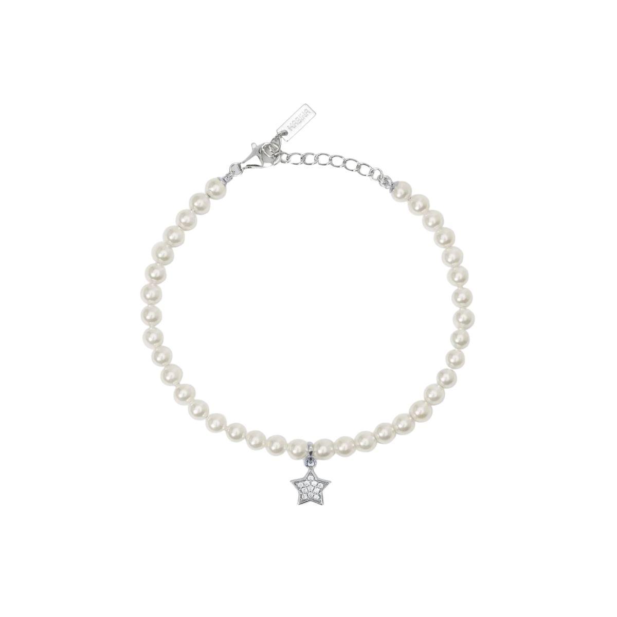 Mabina bracelet with pearls, a silver star, and white cubic zirconia.