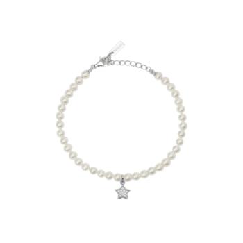 Mabina bracelet with pearls, a silver HEART, and white cubic zirconia.