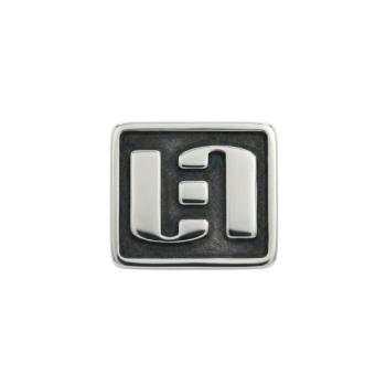 Sample silver pin. We customize any logo and transform it into a pin. Reinforce your corporate image.