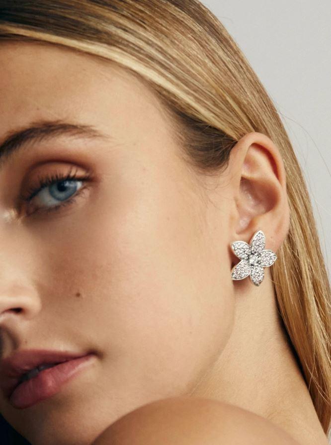 ARRACADES DELCERRO DE PLATA I ESPINELES BLANQUES EN FORMA DE FLOR 10955B